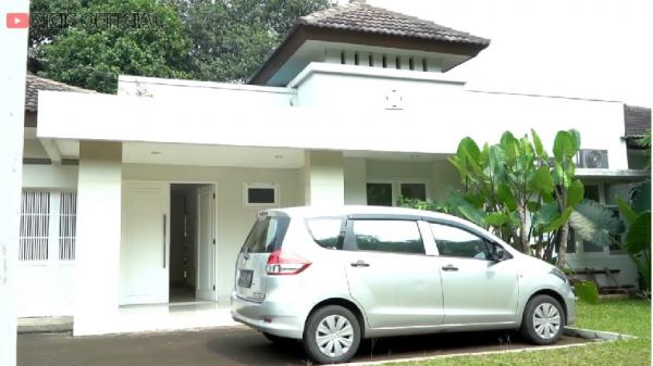 Halaman depan