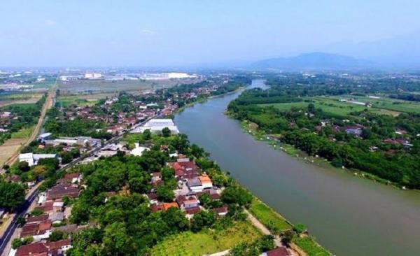 sungai brantas Sungai Brantas (okezone).