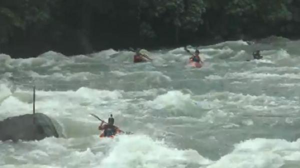 Pengintip Sungai Asahan, Lokasi Olahraga Kayak yang Diminati Atlet Mancanegara (Foto: iNews/Ulil Amri) Pengintip Sungai Asahan, Lokasi Olahraga Kayak yang Diminati Atlet Mancanegara (Foto: iNews/Ulil Amri)
