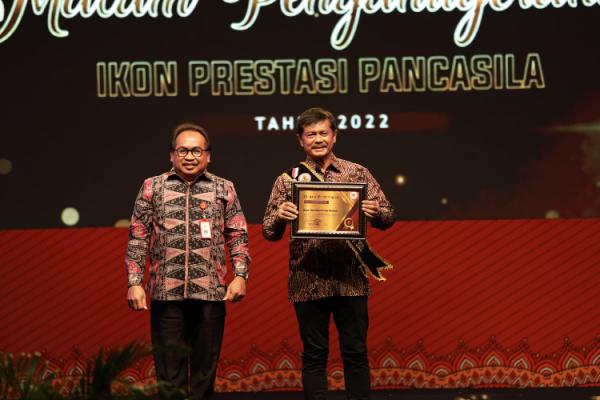 Malam penganugerahan Ikon Prestasi Pancasila Malam penganugerahan Ikon Prestasi Pancasila, Sabtu (3/12/2022). (Foto: dok BPIP)