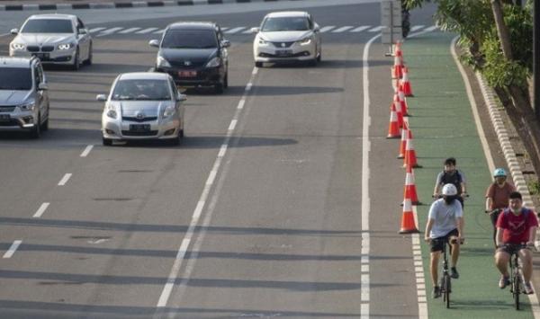 Pesepeda kena tegur Polisi (Foto: tmcpoldametro)