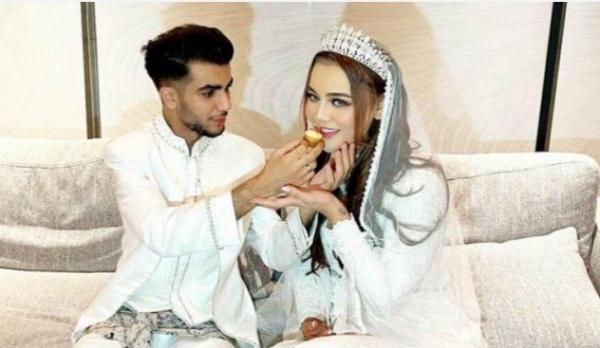 Artis Cantik Nikah 4 Hari Langsung Minta Cerai. (Foto: istimewa)
