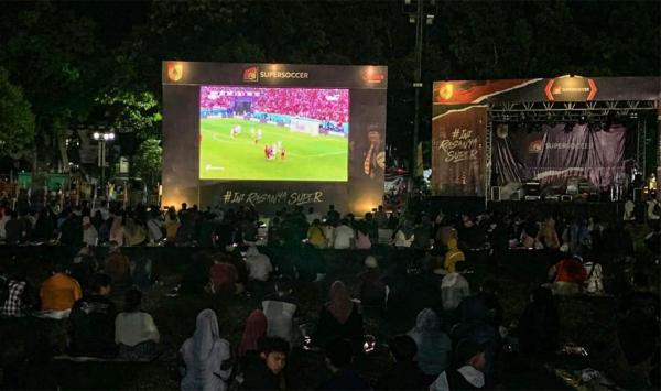 8 Alun Alun 1