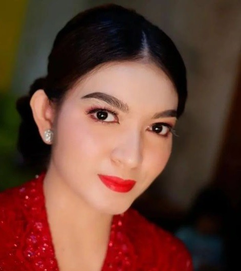 Selvi Ananda4 Potret cantik menantu pertama Presiden Jokowi, Selvi Ananda. (Foto: Instagram)