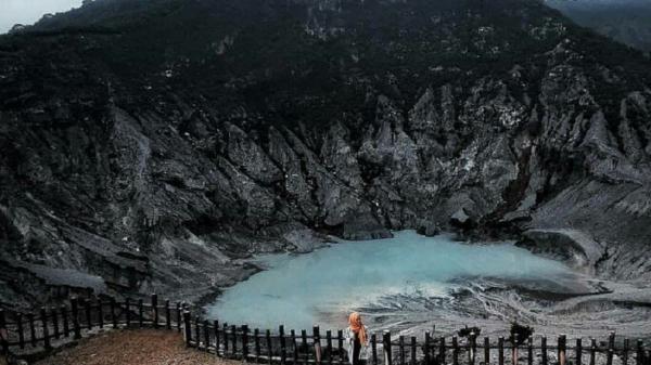 Daerah Penghasil Belerang di Indonesia, Tangkuban Perahu Daerah Penghasil Belerang di Indonesia, Tangkuban Perahu