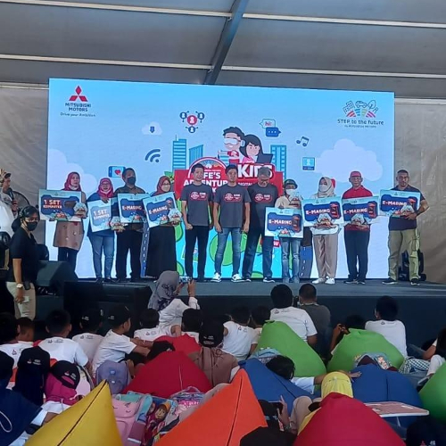Penyerahan donasi dari PT MMKSI Penyerahan donasi dari PT MMKSI. (Foto: MPI)