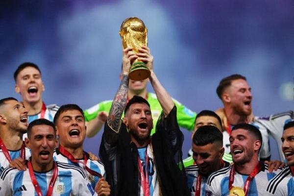 Momen Lionel Messi Piala Dunia 2022 Argentina sukses keluar sebagai juara pertama Piala Dunia 2022 setelah mengalahkan Prancis dalam drama adu penalti. (Foto: Reuters/Kai Pfaffenbach)