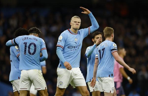 Erling Haaland Manchester City Striker Manchester City, Erling Haaland merayakan gol ke gawang Everton pada laga Liga Inggris 2022/2023 di Stadion Etihad, Sabtu (31/12/2022). (Foto: REUTERS)