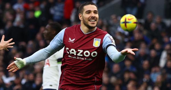 Emiliano Buendia Aston Villa Vs Tottenham Tottenham Hotspur dihajar Aston Villa 0-2 pada pekan ke-18 Liga Inggris di Tottenham Hotspur Stadium, London, Minggu (1/1/2023) malam WIB. (Foto: REUTERS)
