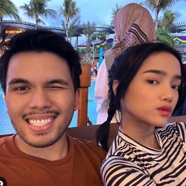 Screenshot 20230103 074736 Instagram Artis Pergi Umroh Bareng Pacar. (Foto: instagram)