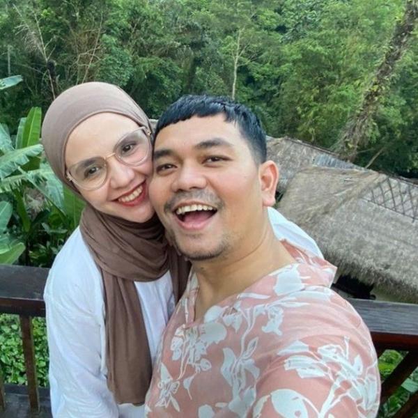 Screenshot 20230104 070100 Instagram Istri Artis Setia Dampingi Suami dalam Kondisi Sakit. (Foto: instagram)
