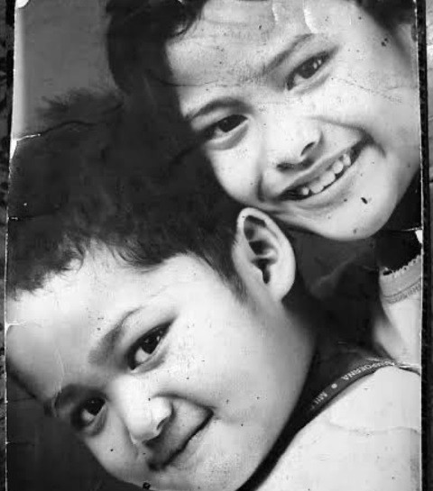 Aurel Dan Azriel Kecil Potret Lawas Artis Bareng Adik. (foto: instagram)