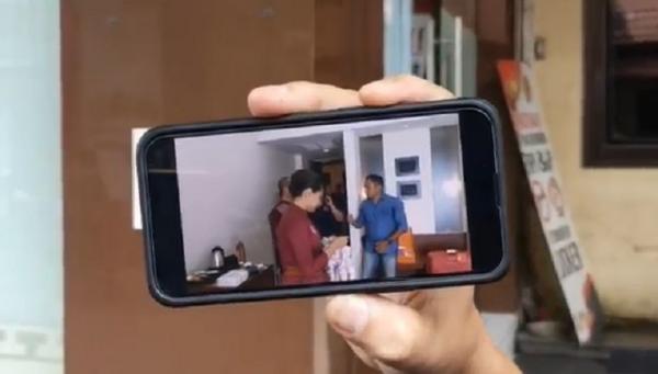 Venna KDRT Suasana kamar hotel Venna Melinda sesaat setelah peristiwa KDRT. (Foto: iNews.id/Hari Tambayong).