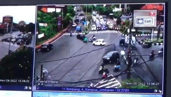 Etle Polda Bali Kamera ETLE terpasang di 10 lokasi keramaian di Bali. (Foto: Indira Arri)