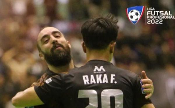 Pendekar United menang telak 5-1 atas Black Steel FC dalam laga lanjutan Liga Futsal Profesional 2022/2023. Duel digelar di Gor Popki, Sabtu (14/1/2023) pagi. (Foto: Instagram/galeri.futsal)