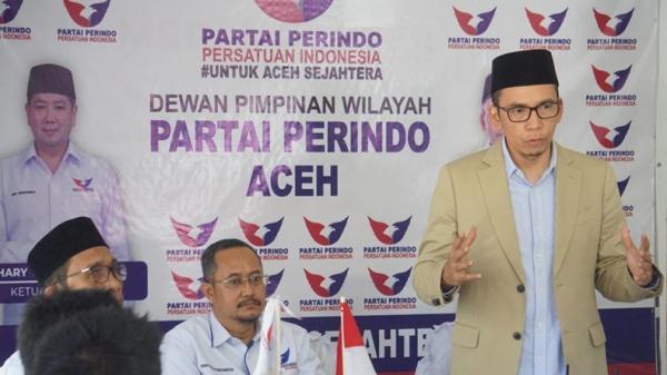 Ketua Harian Nasional Partai Perindo TGB HM Zainul Majdi berkonsolidasi dengan pengurus DPW Partai Perindo Provinsi Nangroe Aceh Darussalam, Senin (16/1/2023).  (Foto/ Perindo)