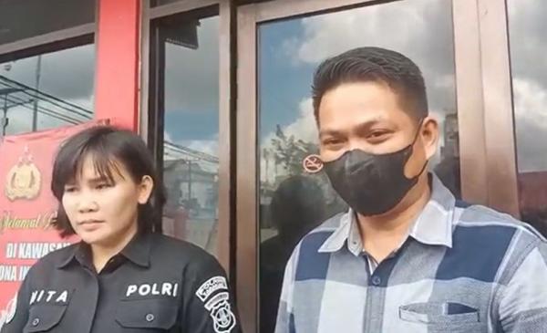 Anggota Dprd Tarakan Markus Minggu melaporkan pemerasan video syur ke Polres Tarakan. (Foto: Usman Coddang)