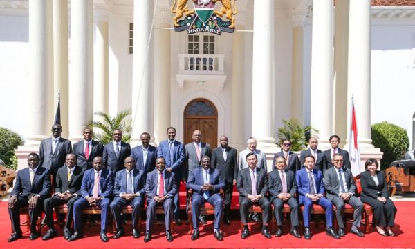 Luhut ke Afrika 2 Menko Marves, Luhut Binsar Pandjaitan melakukan kunjungan kerja ke Kenya, Kongo, dan Zimbabwe. Kunjungan ini membahas sejumlah isu strategis dan kerja sama Indonesia dan ketiga negara. (Foto: Dok Kemenko Marves)