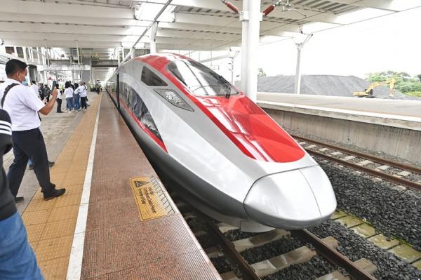 Trainset Kereta Cepat Jakarta-Bandung Trainset Kereta Cepat Jakarta-Bandung. (Foto: Dok. Kemenhub)