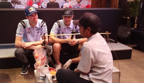 Pembalap Gresini Racing 2
