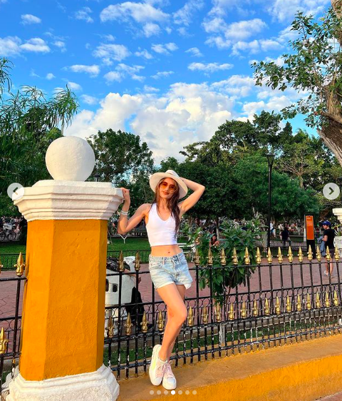 Screen Shot 2023 02 09 At 14 41 20 Potret cantik Cinta Laura liburan di di Eropa. (Foto: Instagram)
