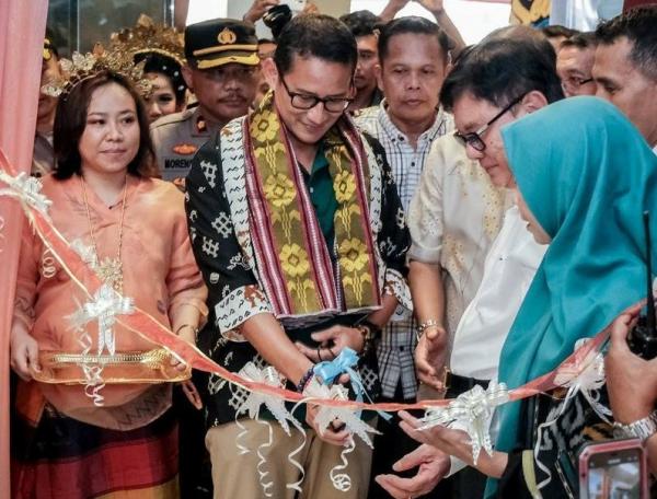 IMG 20230212 220431 Menparekraf Sandiaga Uno menghadiri kelana Nusantara di Kota Makassar. (Foto: MPI)