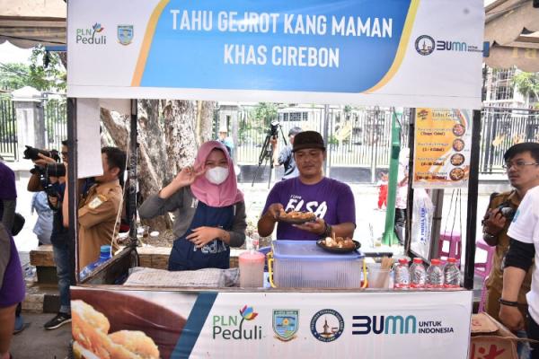 Kawasan ELSA electrifying lifestyle Kawasan ELSA menjadi area sentral Usaha Mikro dan Kecil (UMK) berbasis electrifying lifestyle. (Foto: dok PLN)