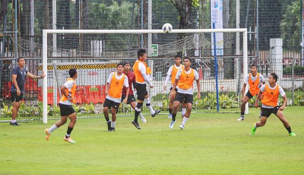 Timnas Indonesia U-20 unggul 1-0 atas Fiji pada babak pertama mini turnamen di Stadion Utama Gelora Bung Karno (SUGBK), Jumat (17/2/2023) malam WIB. (Foto: PSSI)
