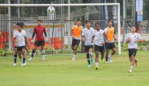 Timnas Indonesia U-20 unggul 1-0 atas Fiji pada babak pertama mini turnamen di Stadion Utama Gelora Bung Karno (SUGBK), Jumat (17/2/2023) malam WIB. (Foto: PSSI)