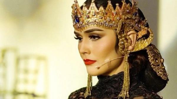 Senk Lotta ingin menjadi WNI Senk Lotta ingin menjadi WNI (Foto: IG)
