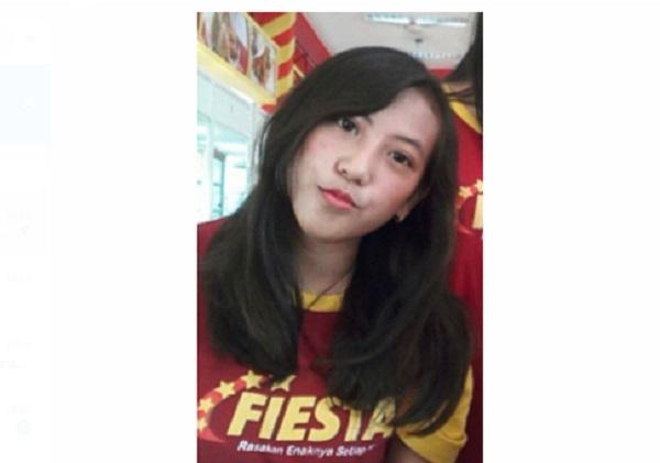 Irawati Puteri Jadi SPG Chicken Nugget Irawati Puteri saat jadi SPG Chicken Nugget (screenshot Twitter)