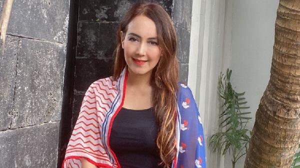 Cahya Kamila awet muda Cahya Kamila awet muda (Foto: IG @cahyakamila88)