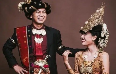 Pakaian Adat Suku Batak Mandailing Pakaian Adat Suku Batak Mandailing