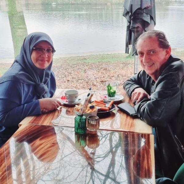 Screenshot 20230302 063702 Instagram Artis Lawas Dinikahi Bule. (Foto: instagram)