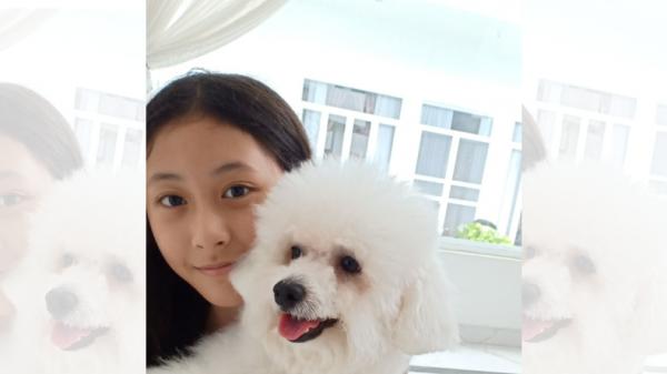 Fara Miyako Emi penyuka anjing (Foto: IG @miyakoemi)
