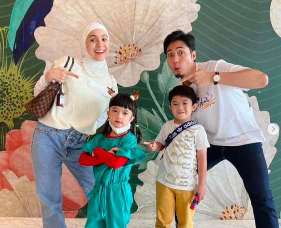 Rizky Kinos Artis Lawas Menikah dengan Dokter. (Foto: Instagram)