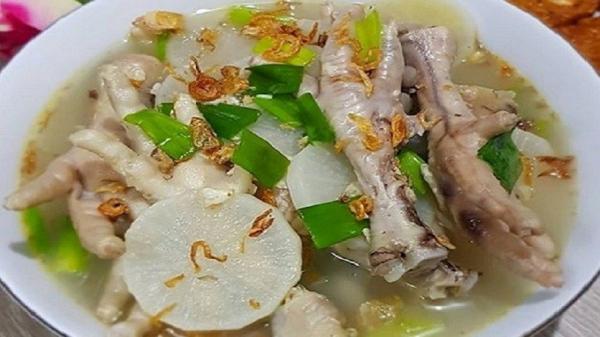 Sayur khas Sunda Soto Bandung. (Foto : @dapurindah/Instagram)