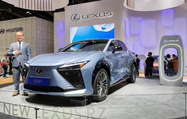 Lexus RZ 3