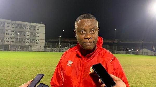 Pelatih Tim Nasional Burundi, Etiene Ndayiragije Pelatih Tim Nasional (Timnas) Burundi, Etiene Ndayiragije, memberikan tanggapannya soal kualitas Timnas Indonesia menjelang laga FIFA Matchday periode Maret 2023. (Foto: MPI/Andika Rachmansyah)