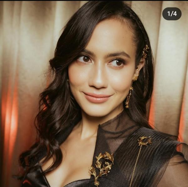 Pevita Pearce Artis bangun masjid megah. (foto: instagram)