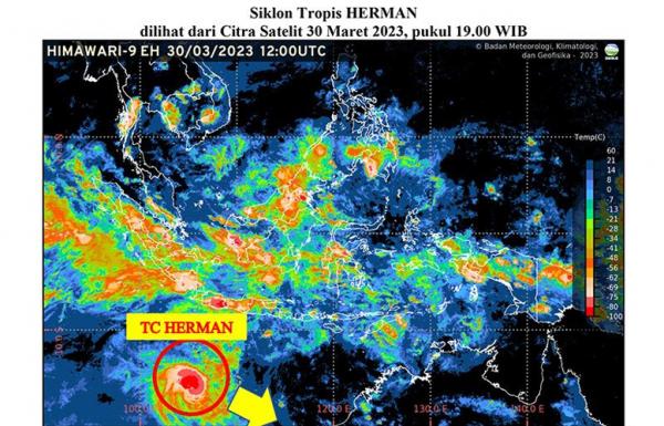 siklon tropis herman Peta posisi Siklon Tropis Herman di Samudra Hindia selatan Jawa. Antara/HO-BMKG