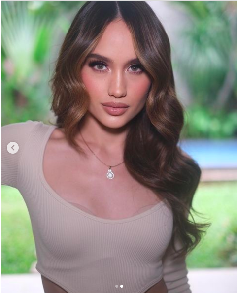 Screen Shot 2023 04 12 At 16 50 23 Potret seksi Cinta Laura bergaya Nude. (Foto: Instagram)