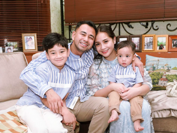 Artis belikan baju Lebaran anak yang mahal. (foto: instagram)