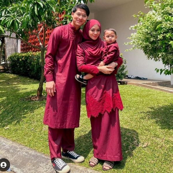 WhatsApp Image 2023 04 24 At 9 11 41 AM Potret Lesti Kejora dan Rizky Billar saat Lebaran. (foto: Instagram)