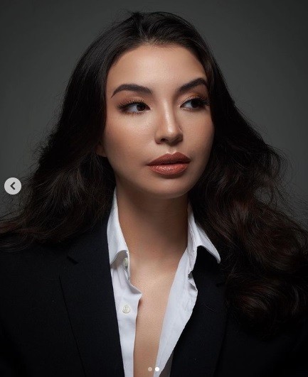 Artis menikah dengan bangsawan. (foto: instagram)