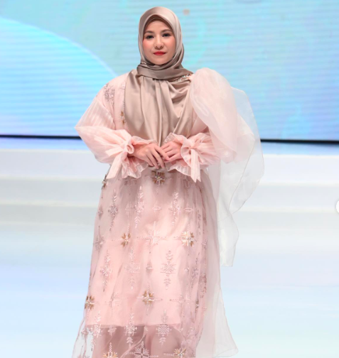 Screen Shot 2023 05 18 At 06 02 27 Potret cantik Natasha Rizky istri Desta Mahendra. (Foto: Instagram)