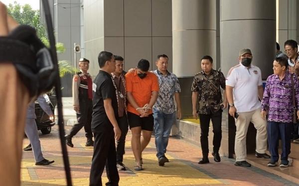 Shane Lukas Tersangka penganiayaan David Ozora, Mario Dandy Satrio saat tiba di Kejari Jakarta Selatan, Jumat (26/5/2023) sore. (Foto: MPI)