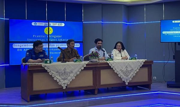 Reza Rahadian Ikuti Praktisi Mengajar di UNJ (Foto: Puti Aini Yasmin)