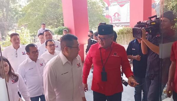 HT PDIP HASTO Ketua Umum Partai Perindo Hary Tanoesoedibjo tiba di Kantor DPP PDIP, Menteng, Jakarta Pusat pada hari ini Jumat (9/6/2023). (Foto MPI).