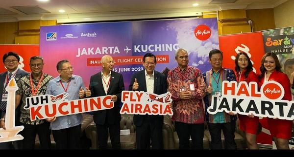 Airasia Buka Rute
